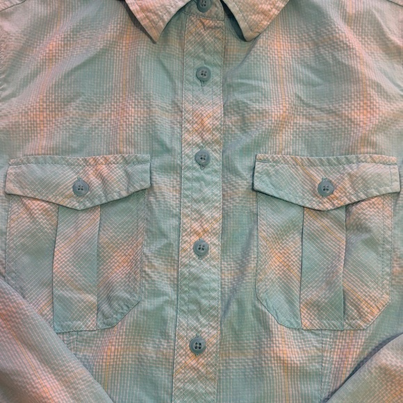 Women’s Duluth Trading Co Light Blue Button Down Shirt. Size S - Picture 2 of 7